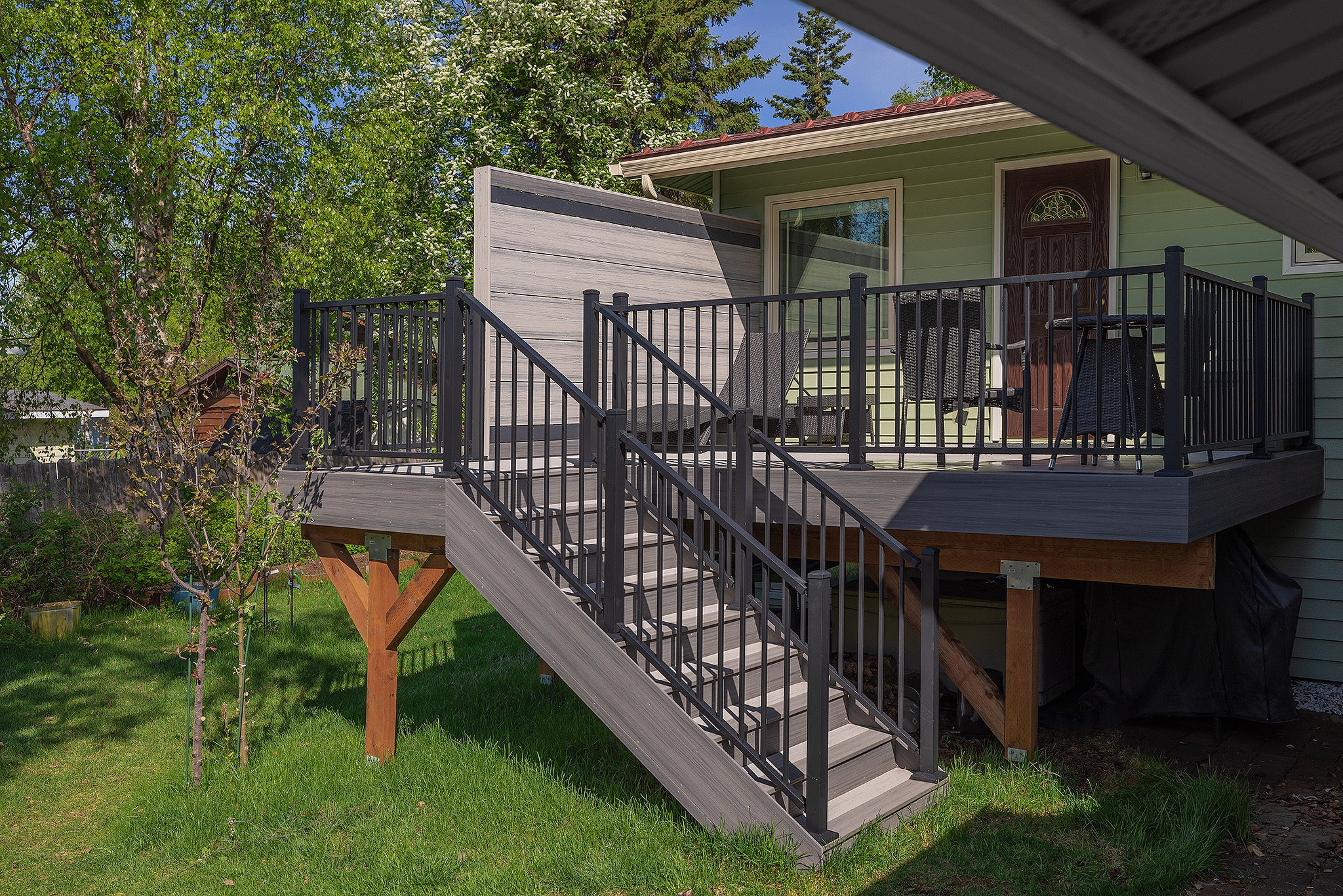 A Guide to Building Your Ultimate Outdoor Space – Deckorators