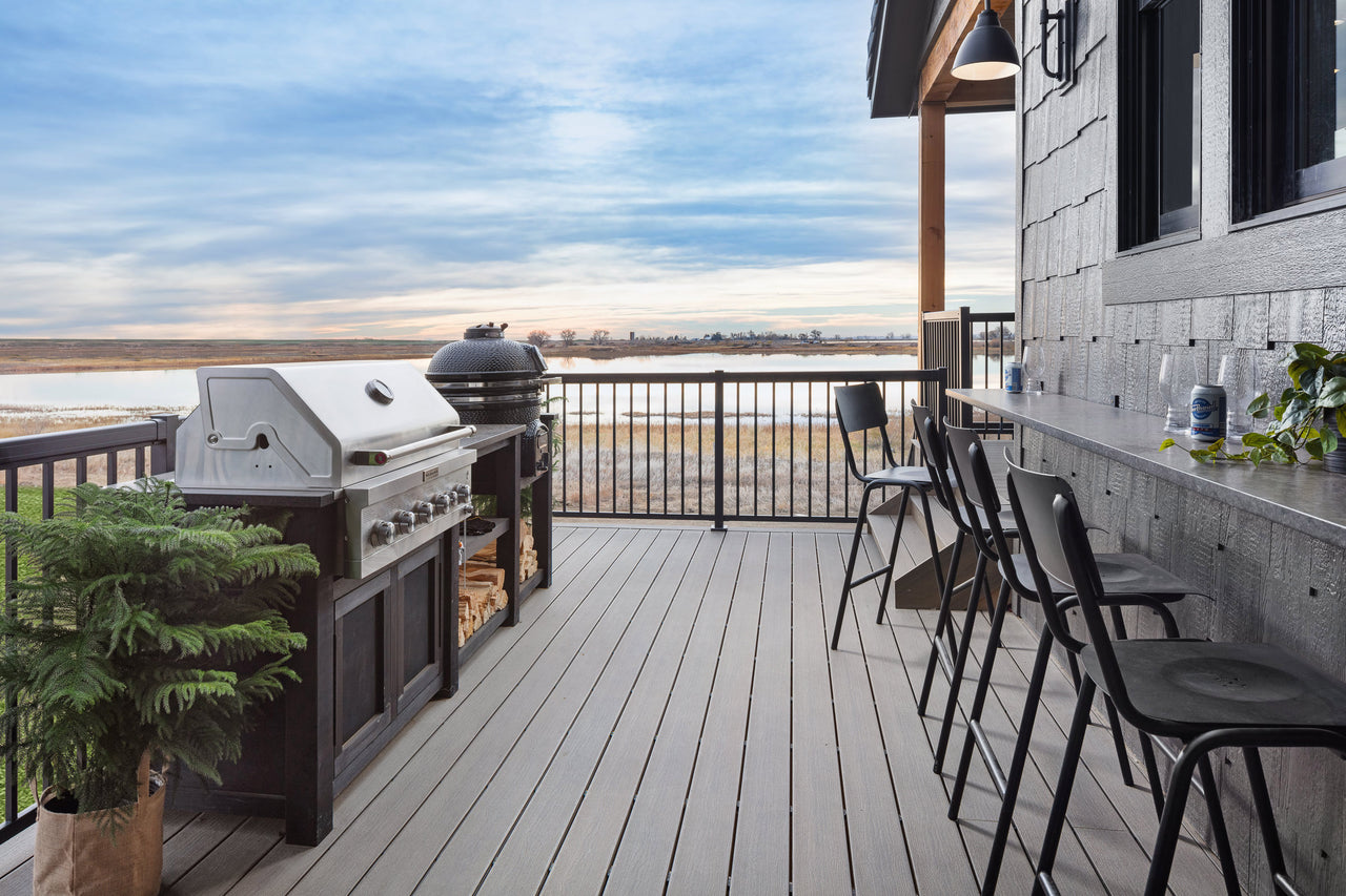 Traditional Composite Technology – Deckorators